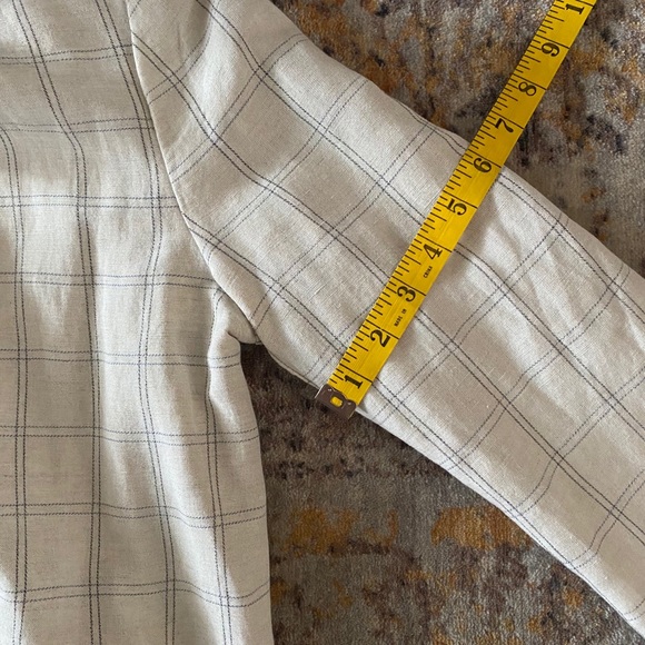 Linen blazer - Picture 10 of 10